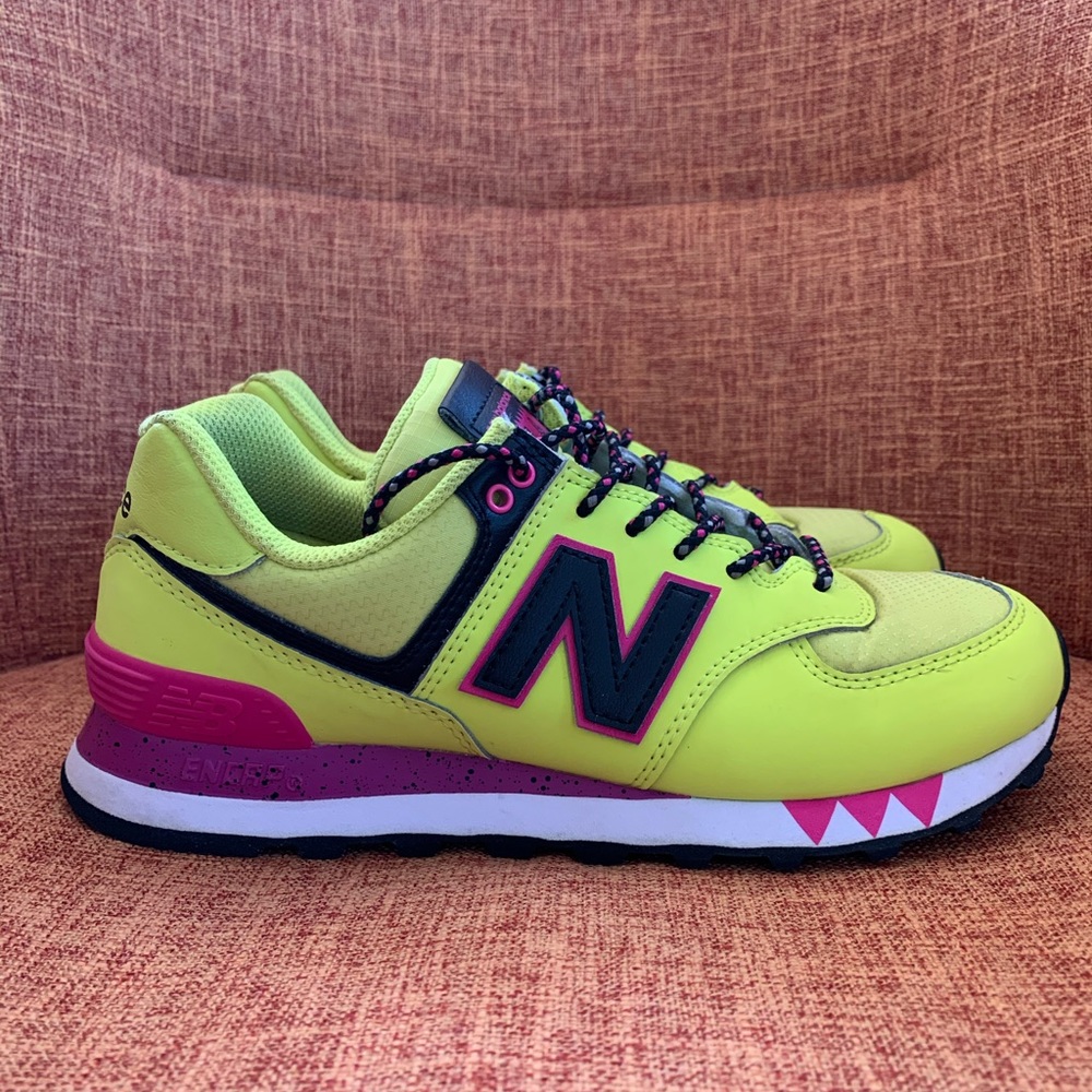 Women’s New Balance 574 - Yellow/Pink/Black